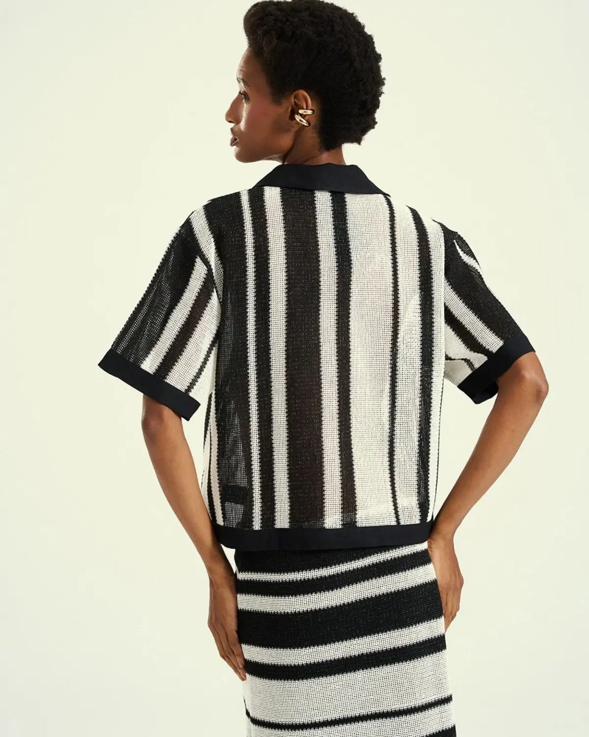 Blusa Estampada Com Gola Open