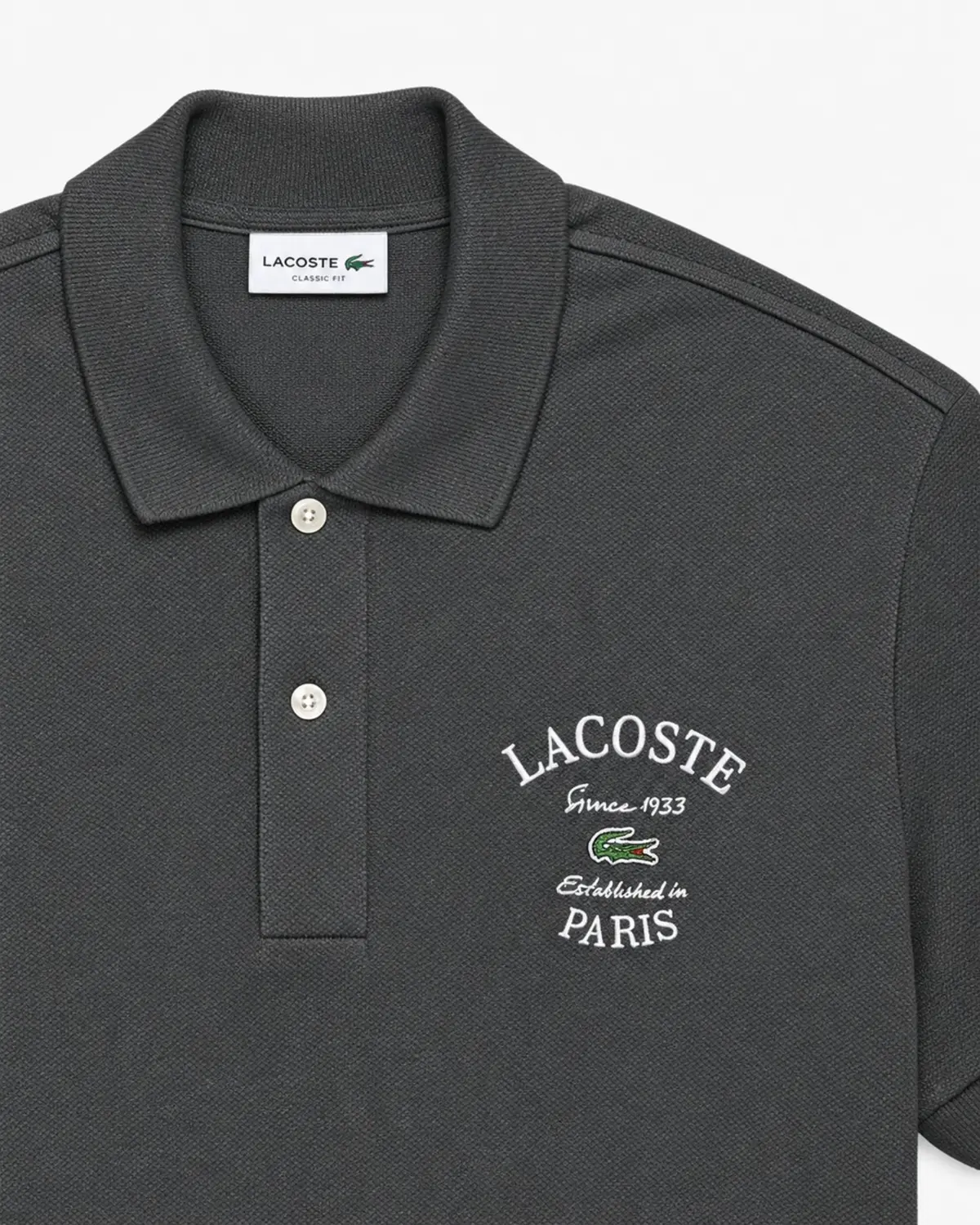 Camisa Polo Petit Piqué Bordada com Corte Clássico Lacoste