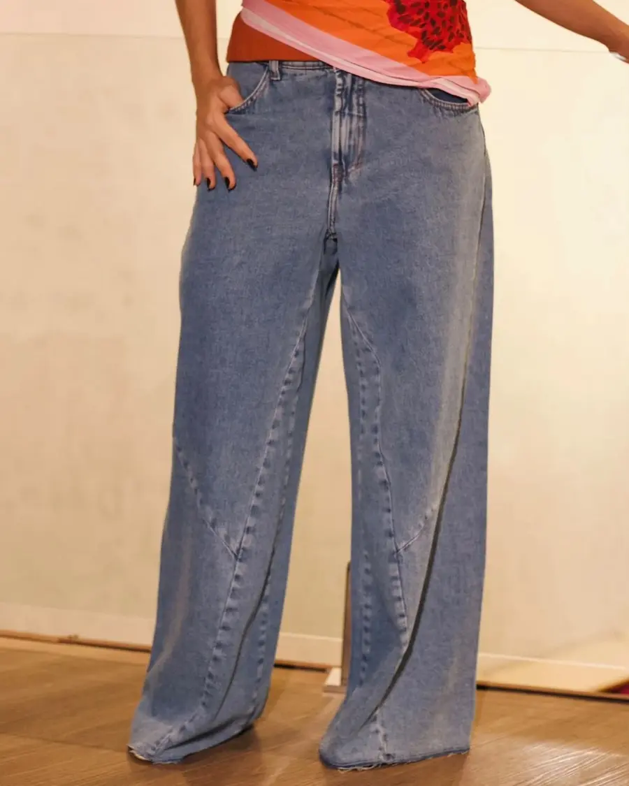 Calça Jeans Recortes Marcada Dress To