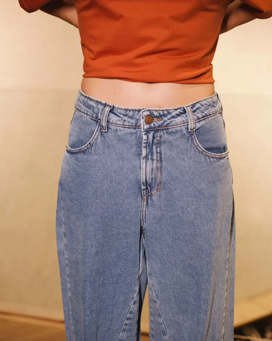 Calça Jeans Recortes Marcada Dress To
