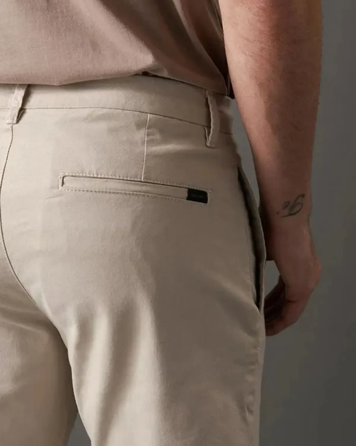 Calça Chino Slim Ckj